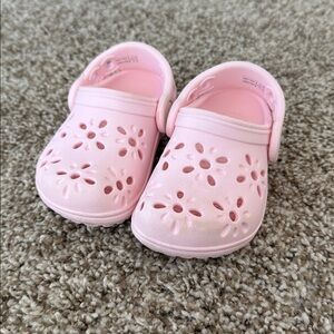 CROCS Kids Light Pink Floral Clogs